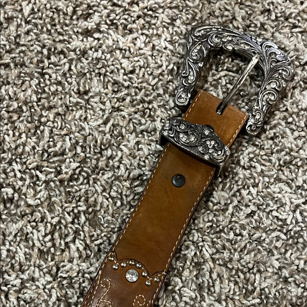 Western Brown Leather Belt with Silver Buckle - Picture 5 of 10